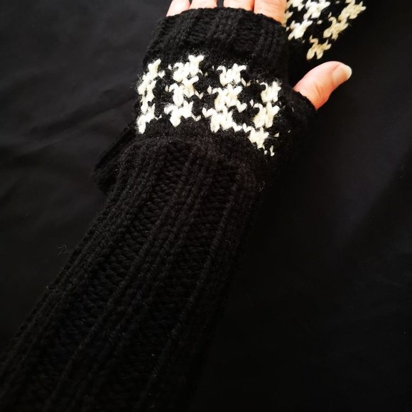 Black White Houndstooth HandKnit Fingerless Texting Gloves Mittens Arm Warmer - Picture 4 of 7